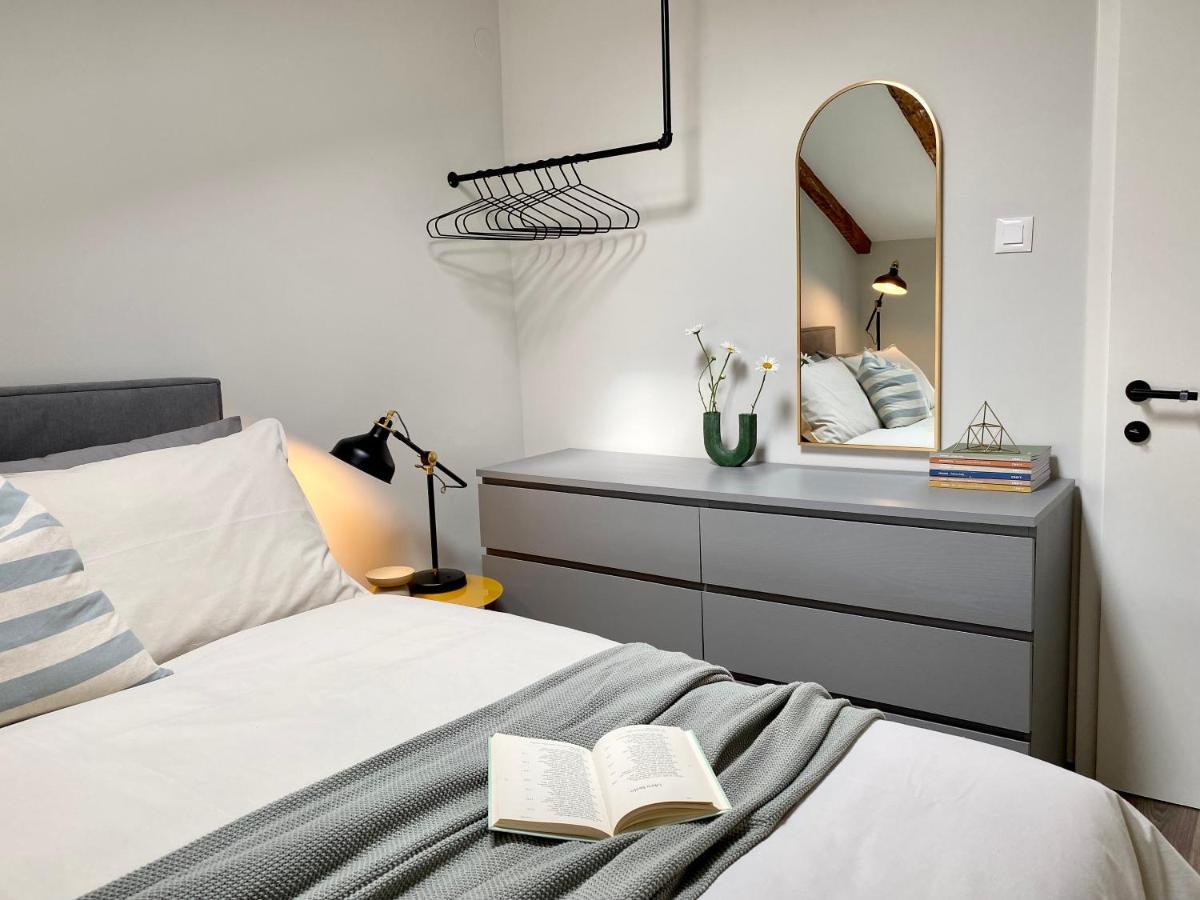 Parentium Loft Center Square Apartman Poreč Kültér fotó