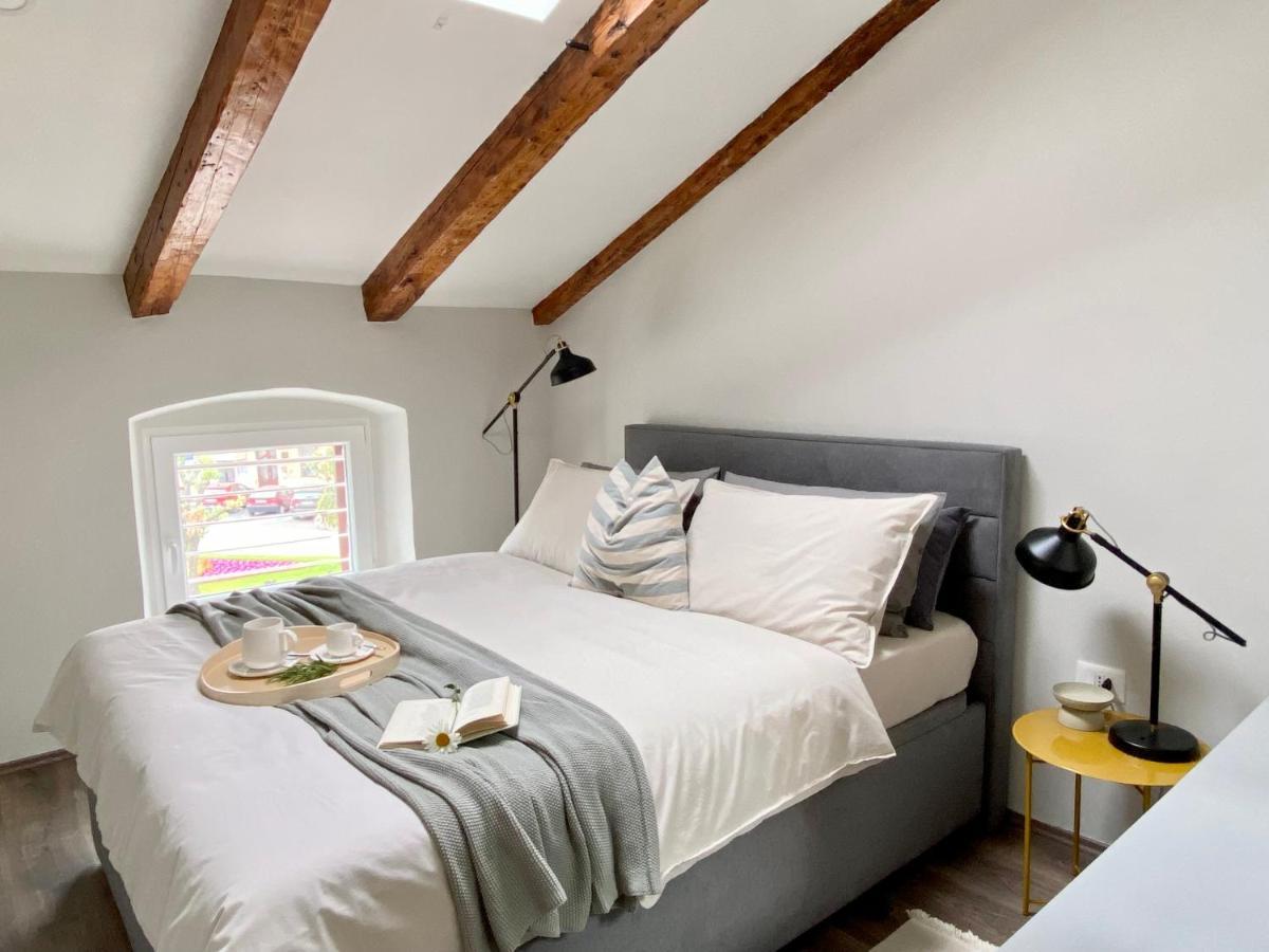 Parentium Loft Center Square Apartman Poreč Kültér fotó