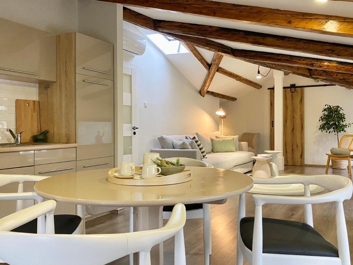 Parentium Loft Center Square Apartman Poreč Kültér fotó